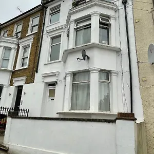 Elmdene Road Londres